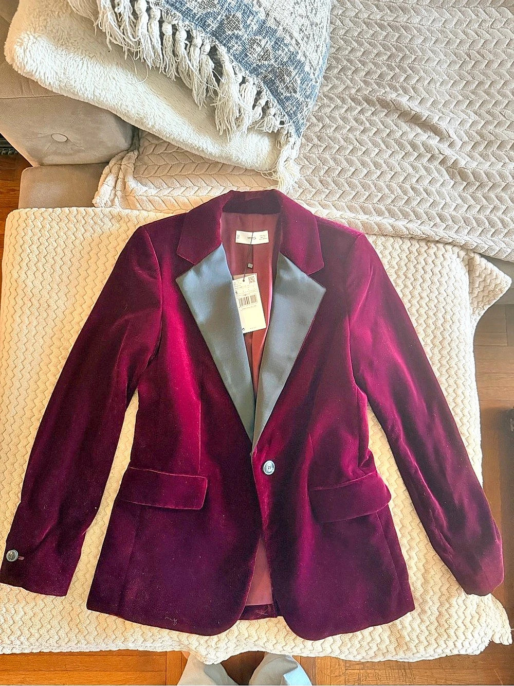 Mango Velvet Suit Blazer Velvet Tuxedo Blazer in Purple Size Small NWT